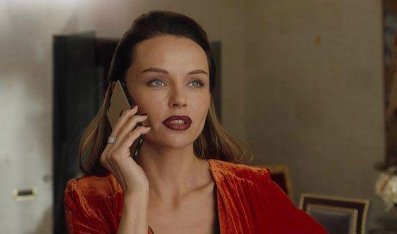 Юлия Подозерова в сериале Ивановы-Ивановы